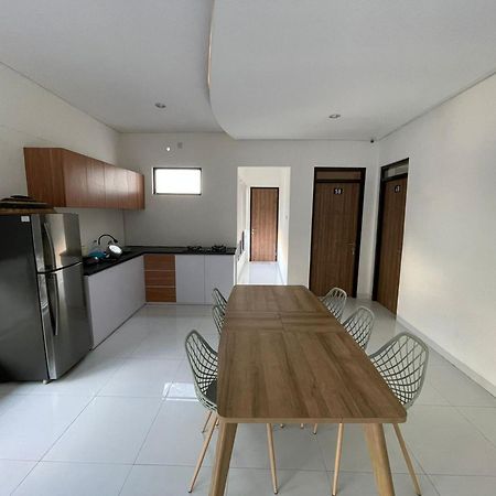 Urbanview Villa Balong Bho Syariah Bandung Cibiru Eksteriør billede