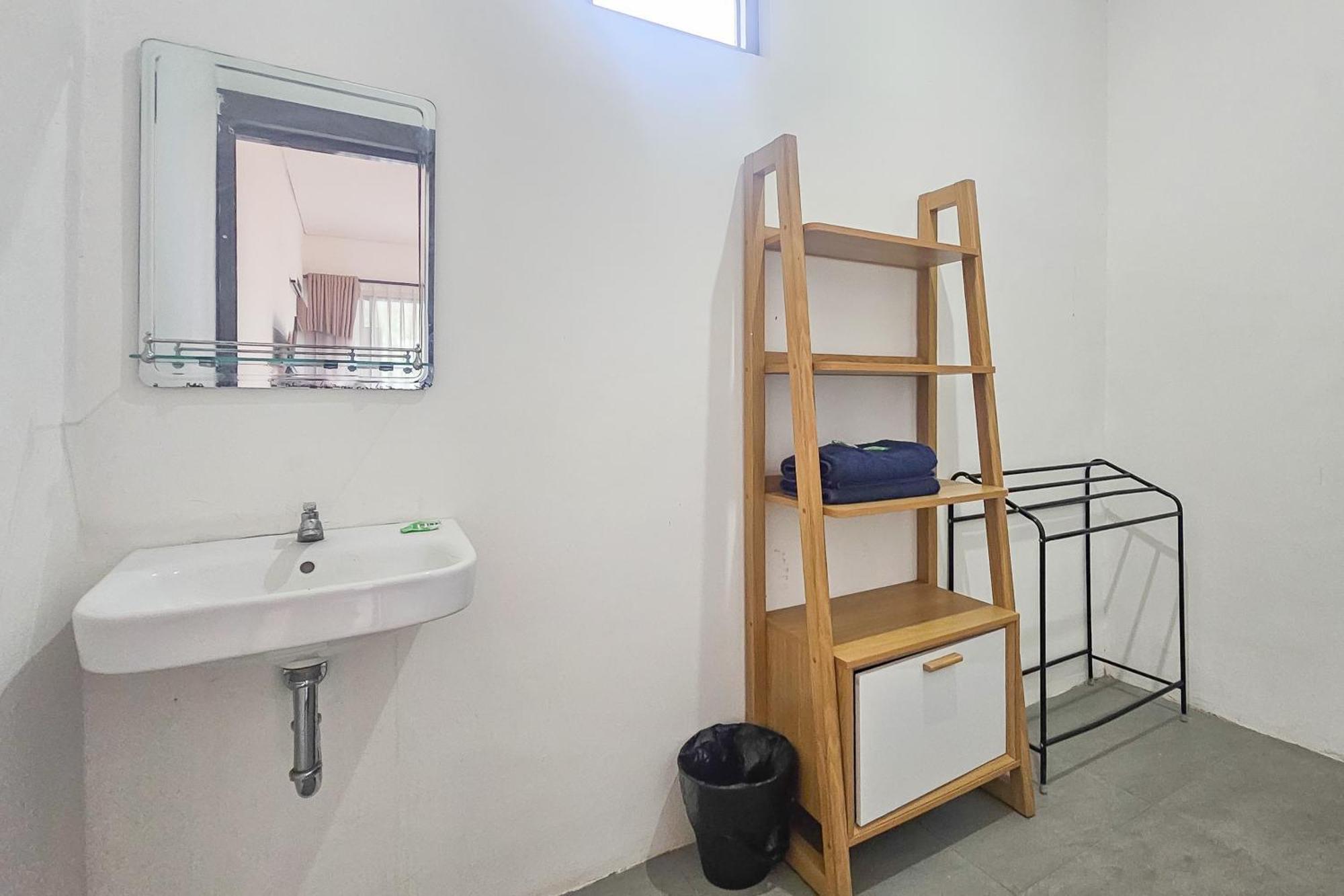 Urbanview Villa Balong Bho Syariah Bandung Cibiru Eksteriør billede